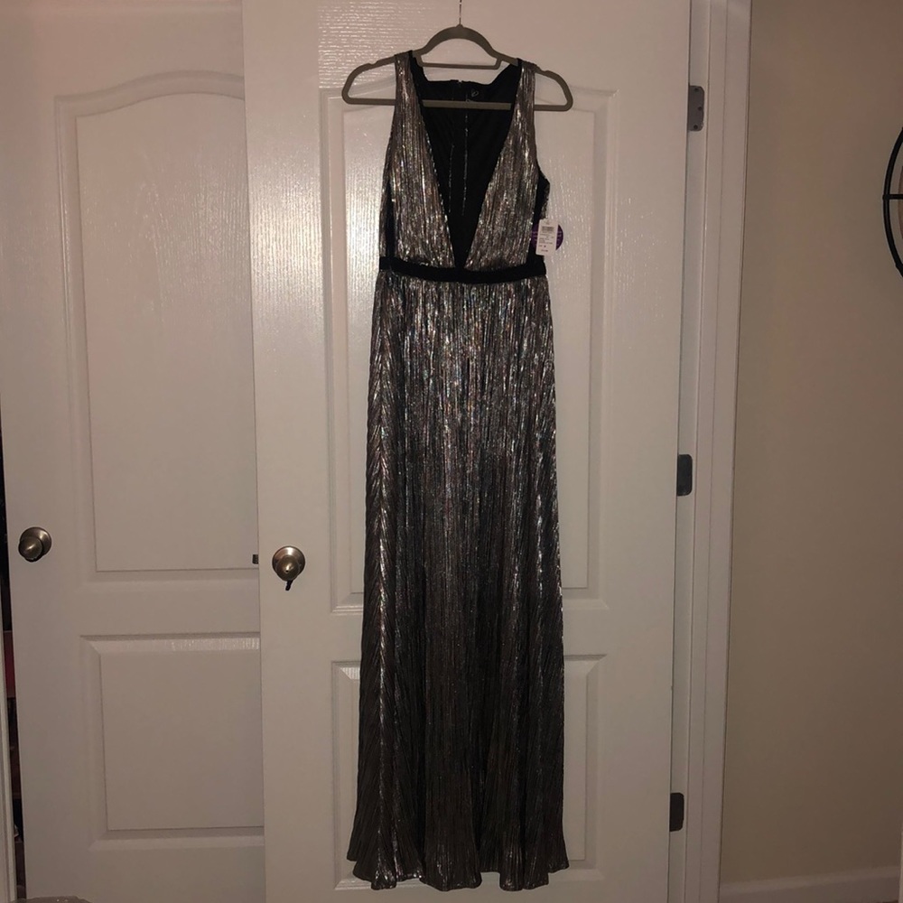 Gorgeous Floor Length Metallic Gown